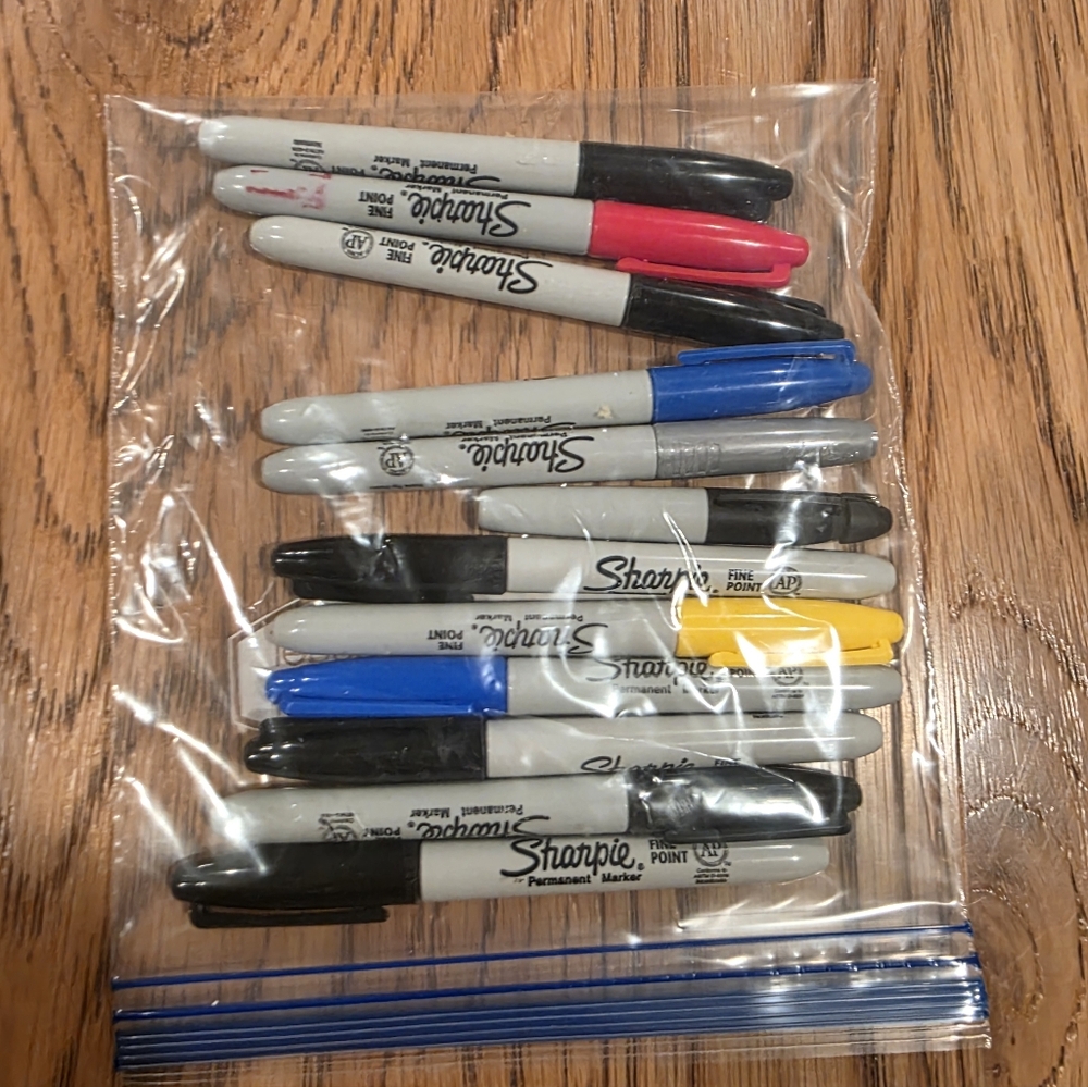 Sharpie Lot